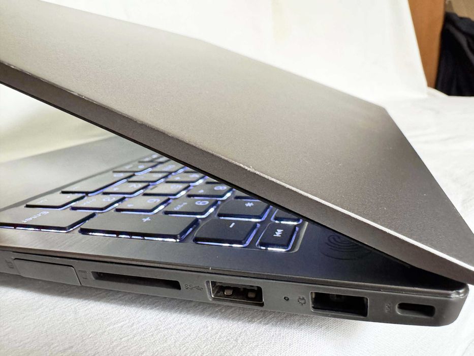 Ноутбук Lenovo ThinkBook 15-IIL 15.6" FHD/i5-1035G1/8Gb RAM/256Gb SSD