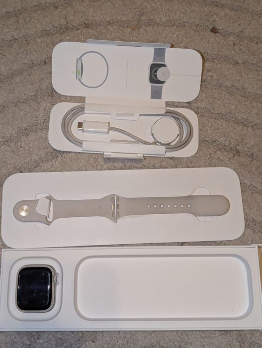 Apple watch 9 41mm gps srebrny