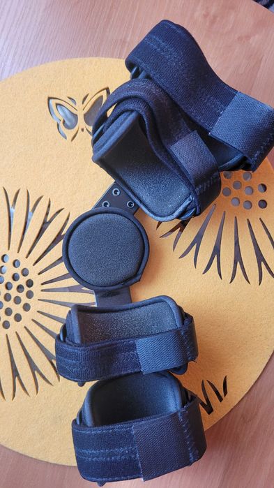 Orteza stawu łokciowego regulowana, lewa ręka