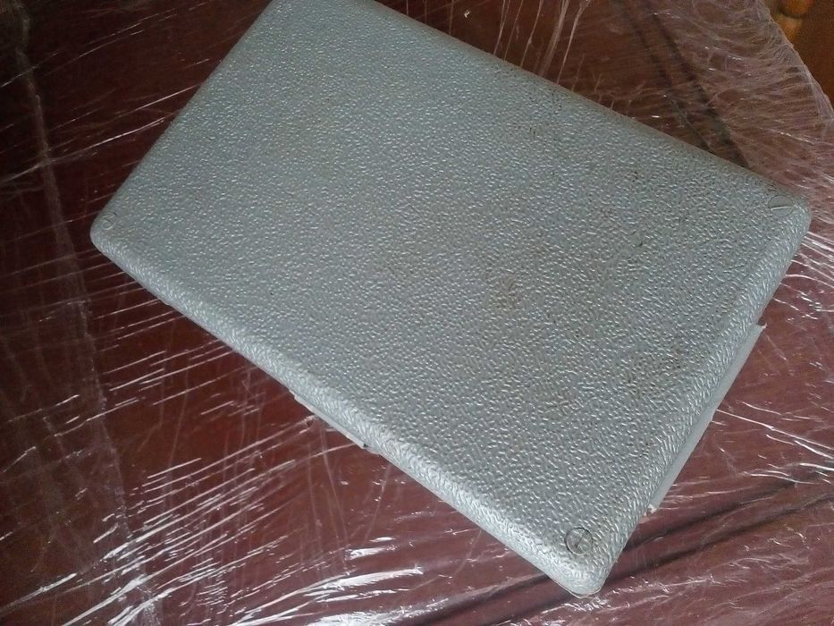 маленький б/у набор (кейс) ручных инструментов