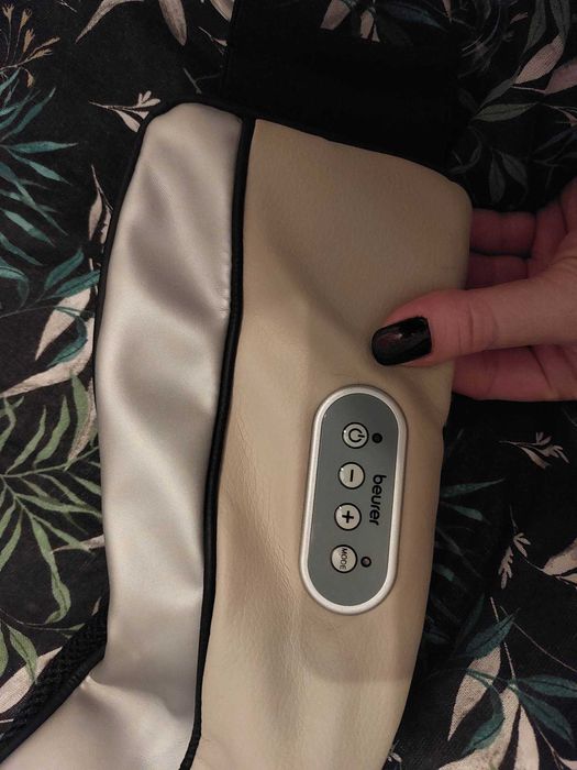 Masażer do karku BEURER MG 150