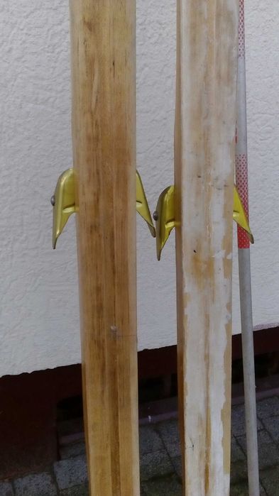 Narty biegowe drewniane