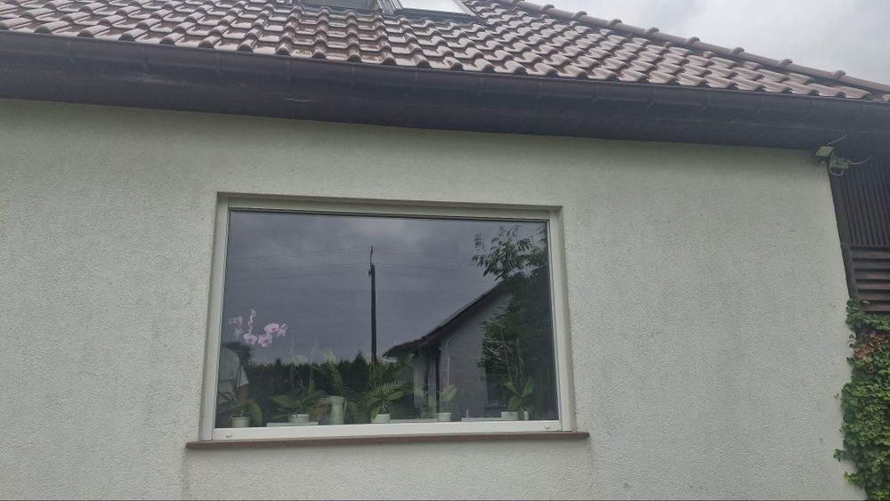 Okno 240x153 dwuszybowe nieotwierane fix z roletą