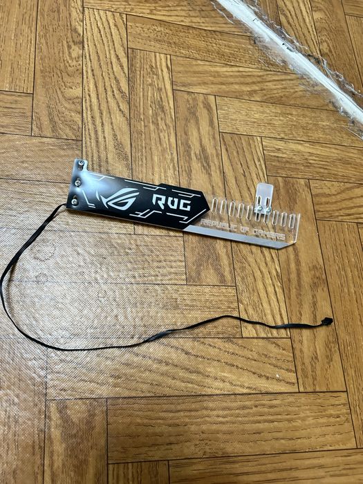 Продам подставку под видеокарту