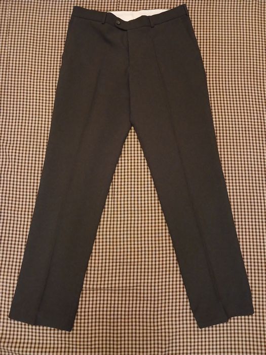 Куртка чоловіча 52-56р. Брюки спортивні 50р. Класичні 50-54р