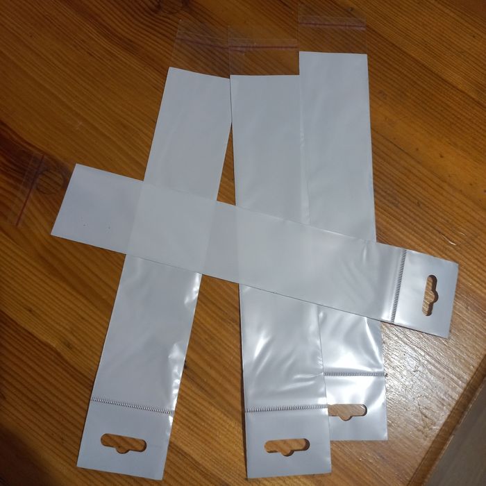 Пакети з клейкою стрічкою, 20х4,5