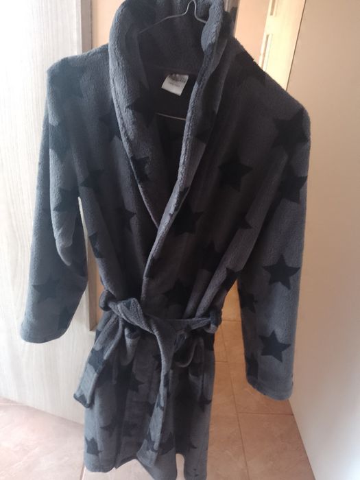 Szlafrok KappAhl r. 146/152