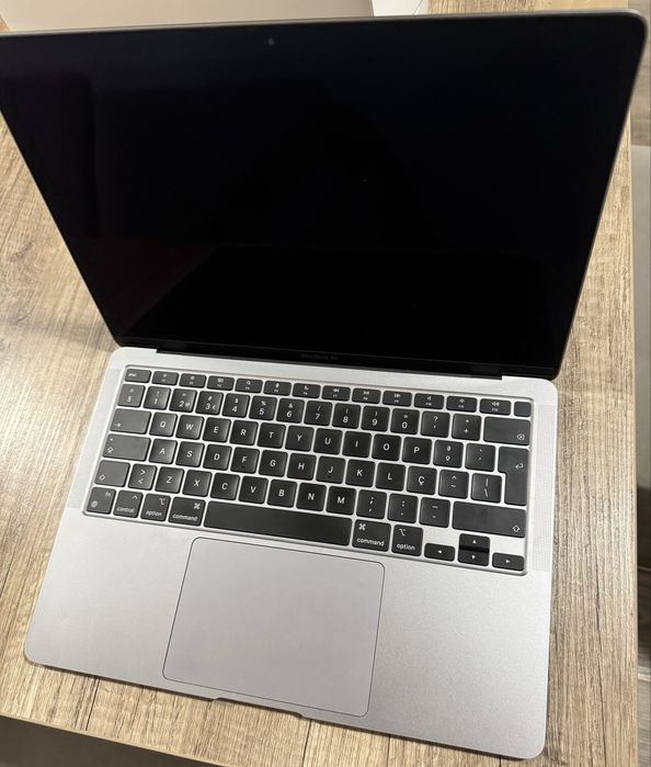 Macbook Air 10.1 M1