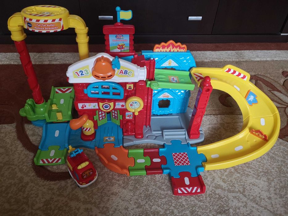 Remiza strażacka VTech