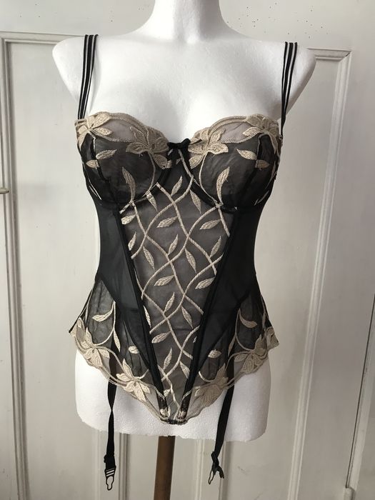 Gorset z pasem zakupiony we Francji