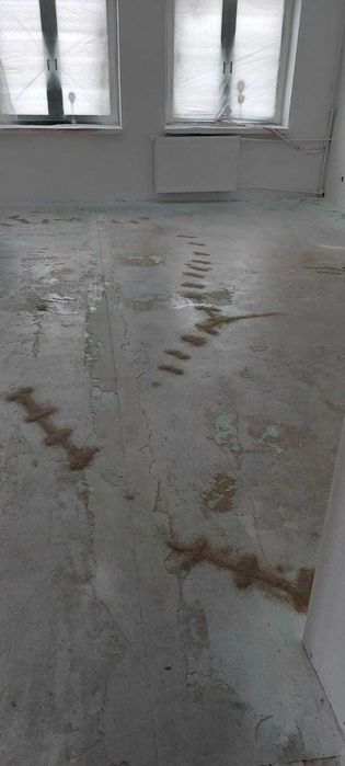 Wylewka poziomująca/wygładzająca/wyrównująca, naprawa podłóg