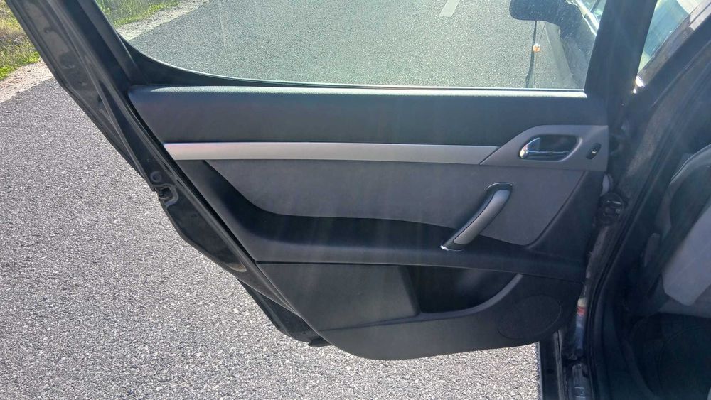peugeot 407 preto