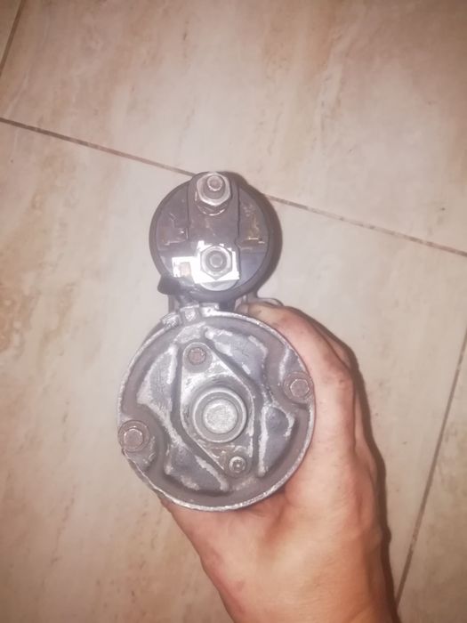 Стартер пасат б3 .