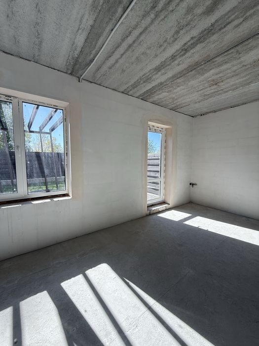 Продам таунхаус з гаражем