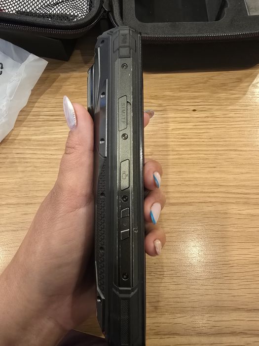 Doogee  Vmax Play 5g 16 GB Ram/ 512gb Flash tytanowy z  rzutnikiem