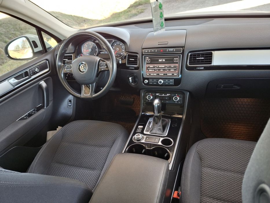 Volkswagen  Touareg 3.0 TDi