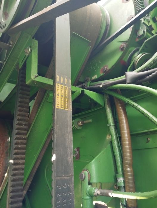 Комбайн свіжопригнаний John Deere 1055