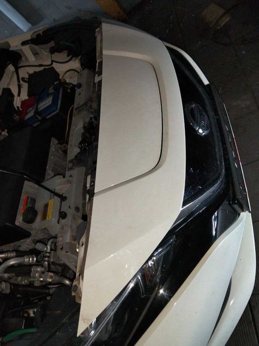 Лючок кришка порту зарядки Nissan Leaf ZE1 2018-2023 з механізмом