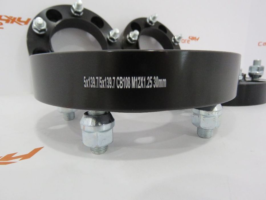 Espaçadores 4x4 5x139.7 30mm Suzuki  C Anel Centrador Pretos