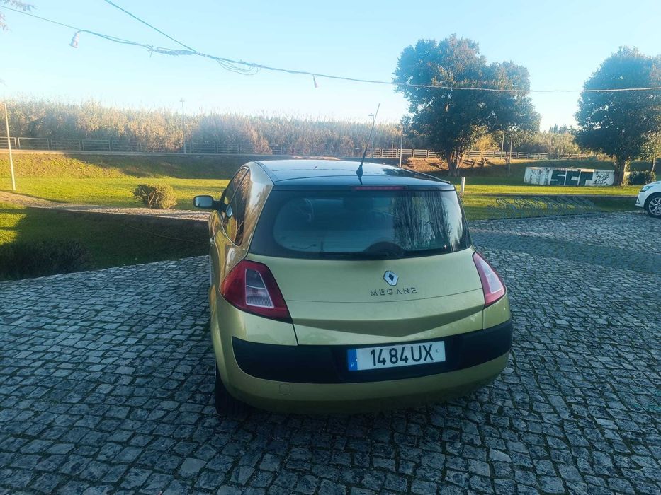Renault Megan II 1.5 dci (consumo 3.5l/100km)