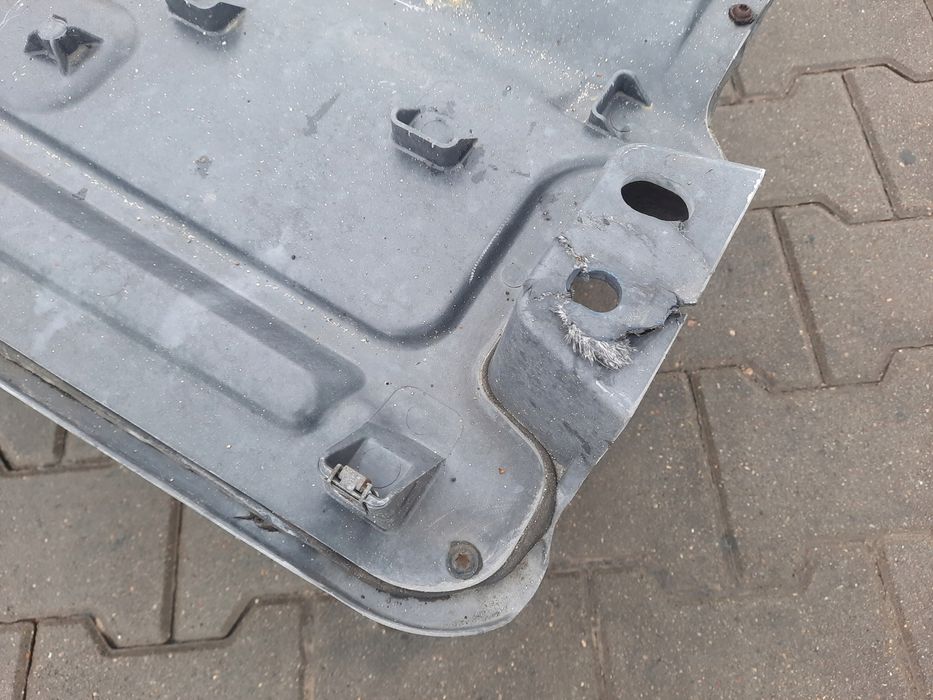 Schowek pod kabinę Lewy Renault Gama T Range