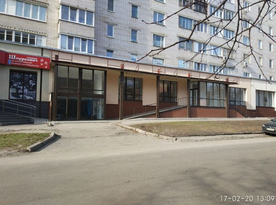 Фасадне приміщення,  район ДНС , Критий ринок.  Вулиця В. Стуса