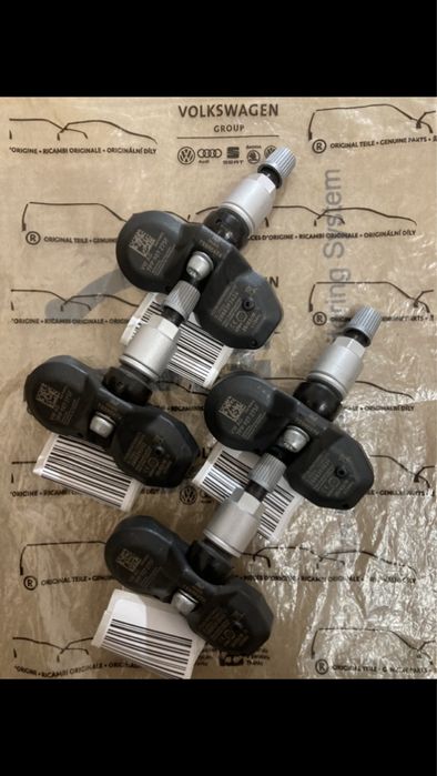 Датчики давление шин VW VAG Фольцваген 5Q0907275B  5Q0907275F