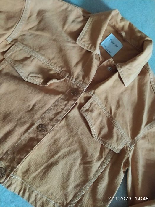 Kurtka jeansowa jeans BERSHKA rozmiar M