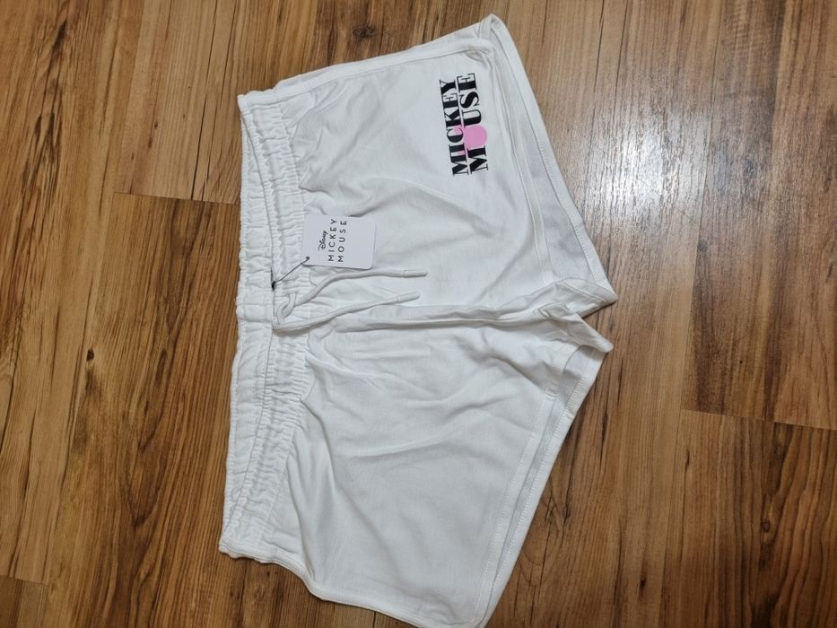 Mickey Mouse krótkie spodenki damskie na lato L/XL  białe