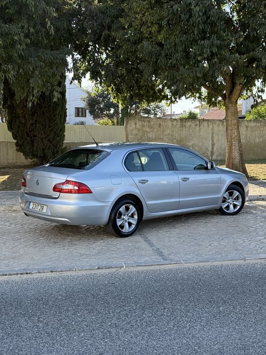 Skoda Superb 1.9 TDI 105cv — 2010 — Único Dono