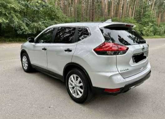 авто нисан рог 2017