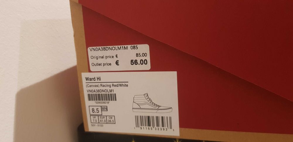 Ténis vans NOVOS vermelhos