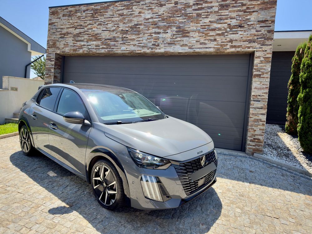 Peugeot 208 1.2 Hybrid GT e-DCS6