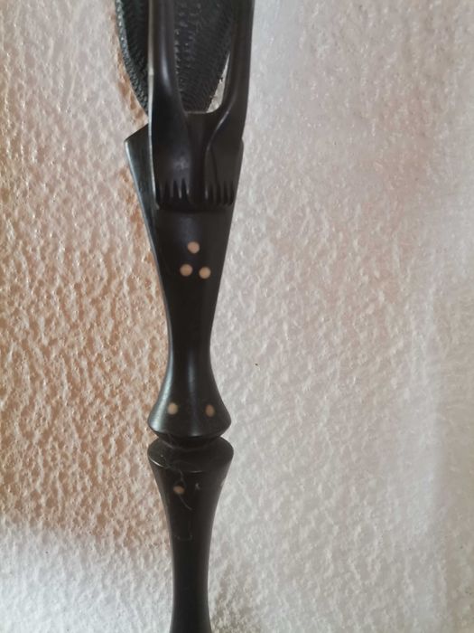 Escultura pau artesanato africano