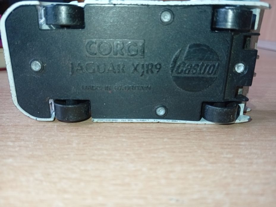 Модель 1:43 Ягуар
