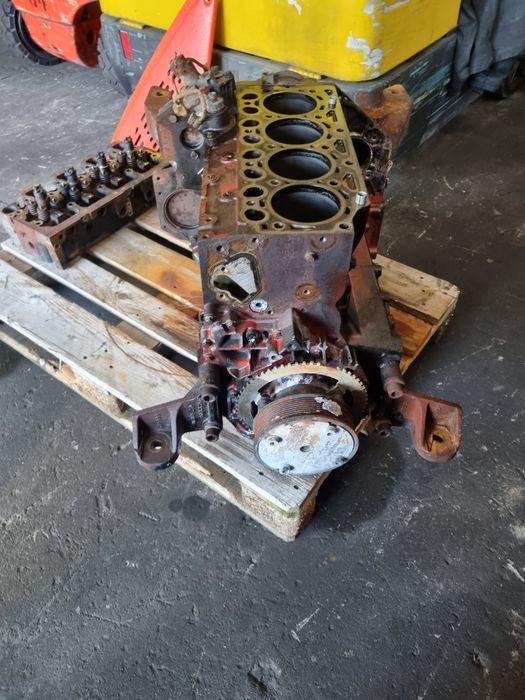 Dół silnika Deutz TCD4.1 L4 5.000mtg. Do Linde H60 H70 H80 typ 396 Evo