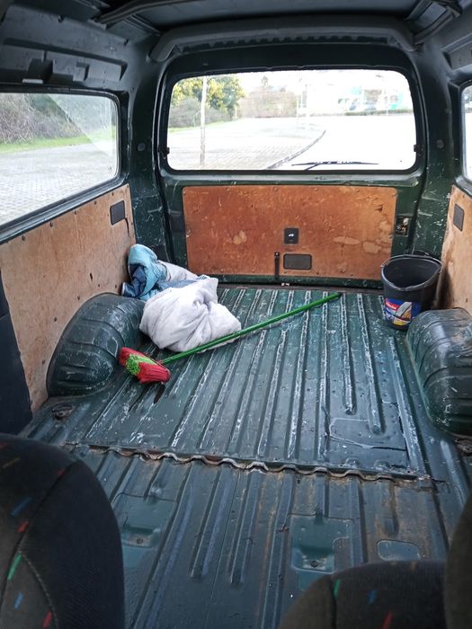 faço pequenas mudanças apenas em Viseu e arredores ...