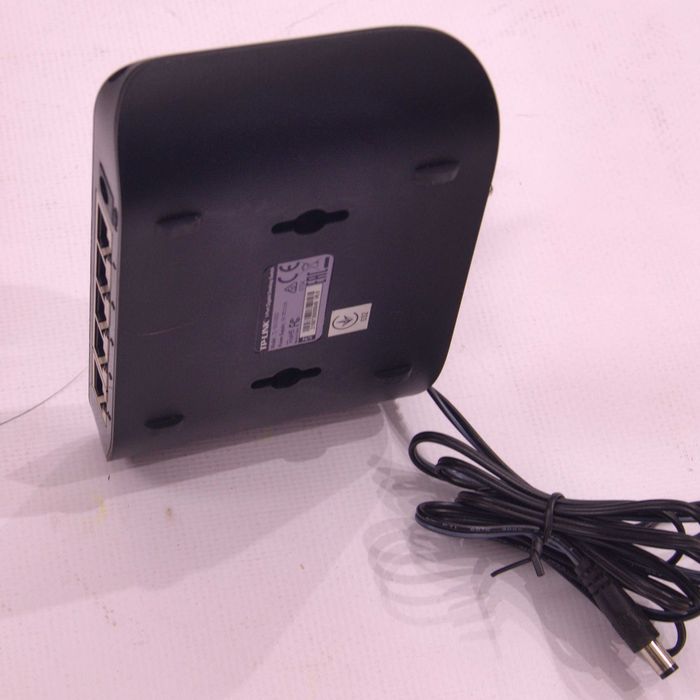 TP-Link TL-SF1005D коммутатор 5 портов