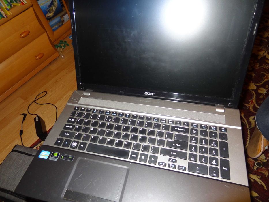 Acer Aspire V3-771G