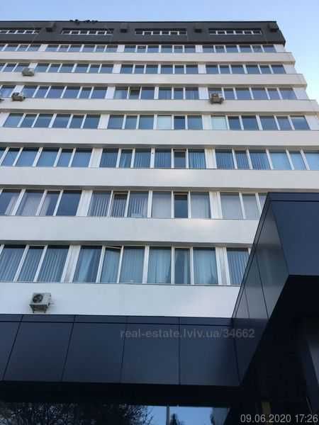 Продаж офісного приміщення по проспекту Чорновола