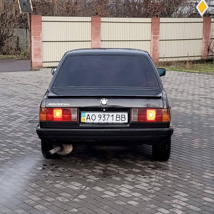 БМВ        Е - 30 продаємо