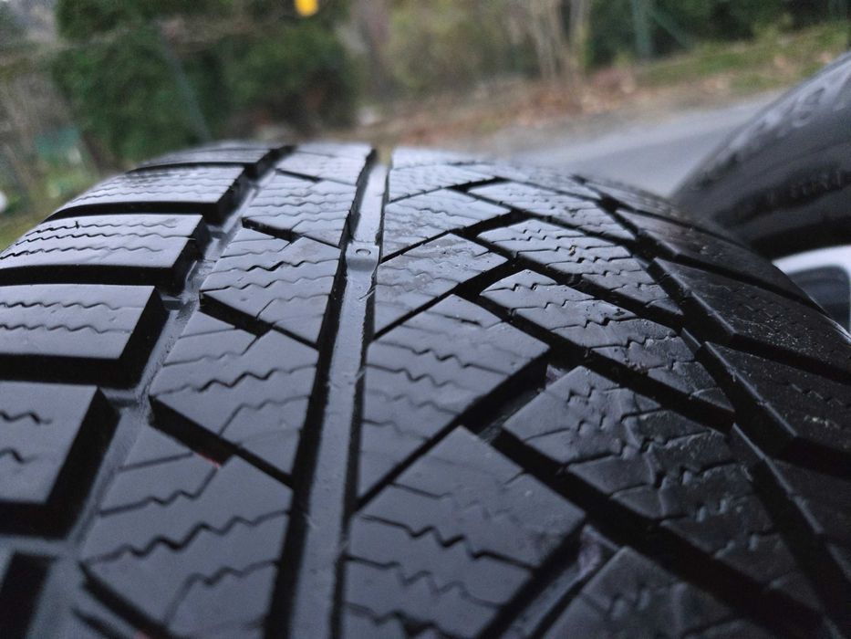 Kola zimowe  Mercedes 235/60/18