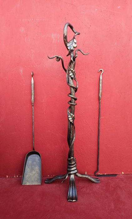 Инструменты для камина, мангала, печи. Совок, кочерга