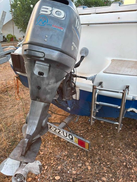 Motor Yamaha de barco