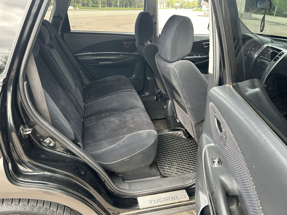 Хюндай Туксон Hyundai Tucson 2.0  в рідній фарбі