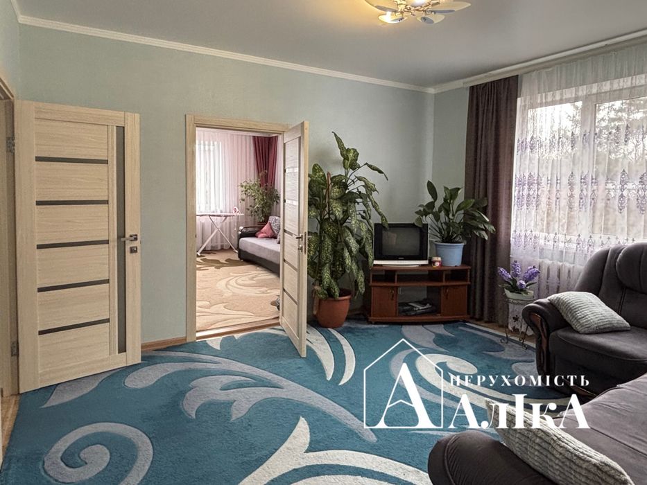 Продам просторий будинок готовий до проживання