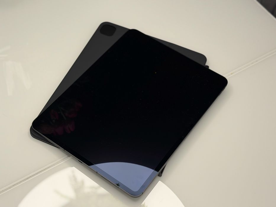 iPad Pro 13 M4 512GB WiFi + Cellular + Magic Keyboard