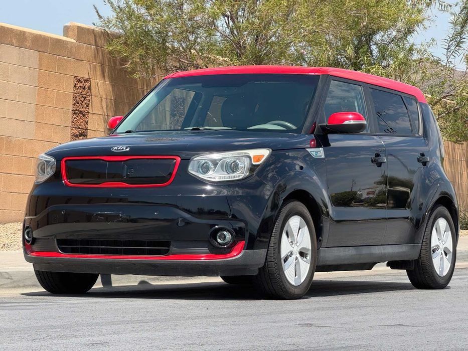 Kia Soul EV      2015