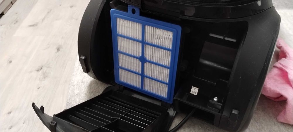 Odkurzacz PHILIPS Performer Pro Hepa Okazja