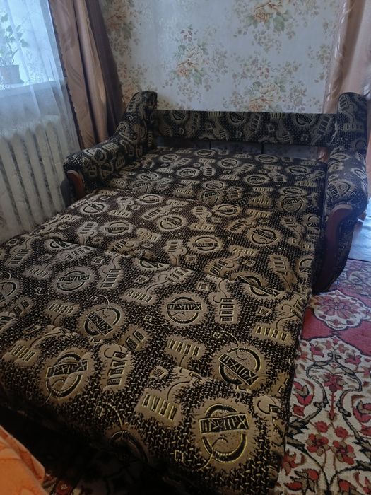 продам диван-канапе